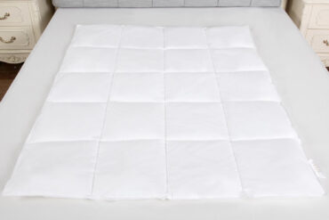 Eksklusiivne Beebitekk / Laste tekk - 100x130 cm - Õõneskiud - Puuvillane kambrik - 233TC - 300 GSM - Valge | Siexa FQ1001301