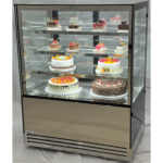 Vitriinkülmik koogilett Sirge esikülg 3 riiuliga 1000x700x1300mm Roostevaba teras ja Must | Adexa HL1000ER3 - Image 2