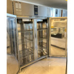 1400-liitrine kaubanduslik külmkapp roostevabast terasest püstkapp ühe uksega GN2/1 ventileeritud jahutus | Ndustrio CPG202UC - Image 2