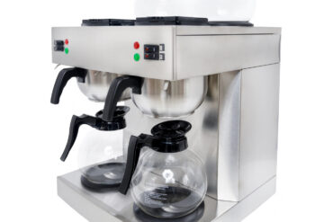 Kaubanduslik kahefiltriline kohvimasin käsitsi täitmisega 4 klaaskannu 4 kuumutusplaati | Adexa DRB386